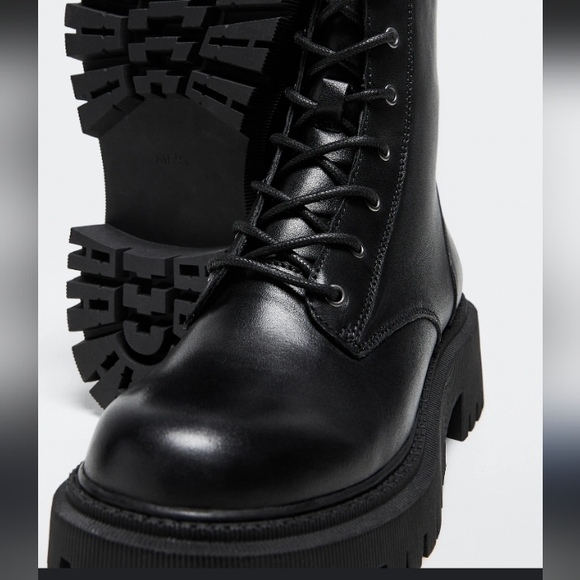 NWT Mango Classic Lug Soled Mini Platform Grunge Whimsigoth Goth Punk Moto Boots - Picture 1 of 7